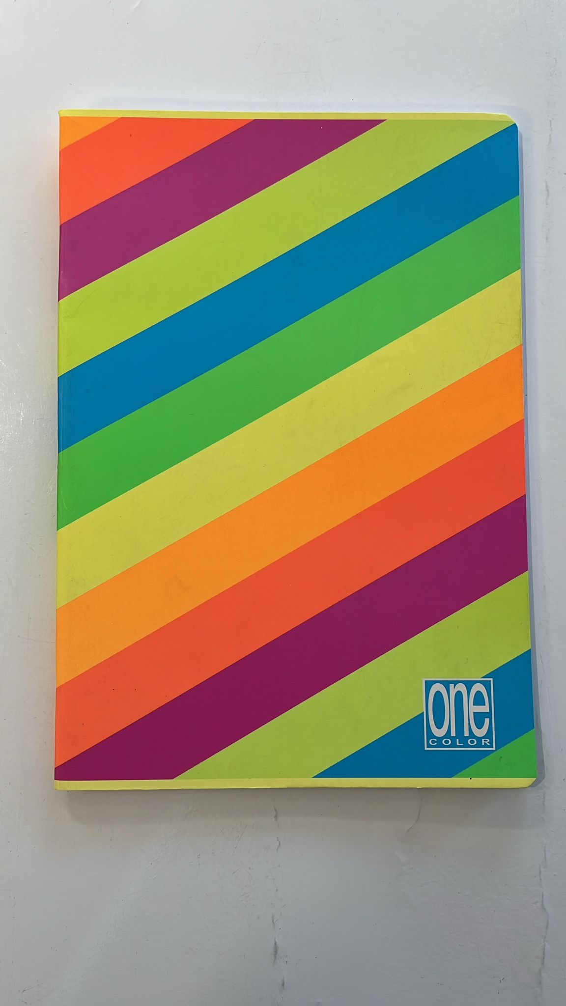 Caderno Maxi Blasetti One Color FANTAFLUO com folhas pautadas Jolly